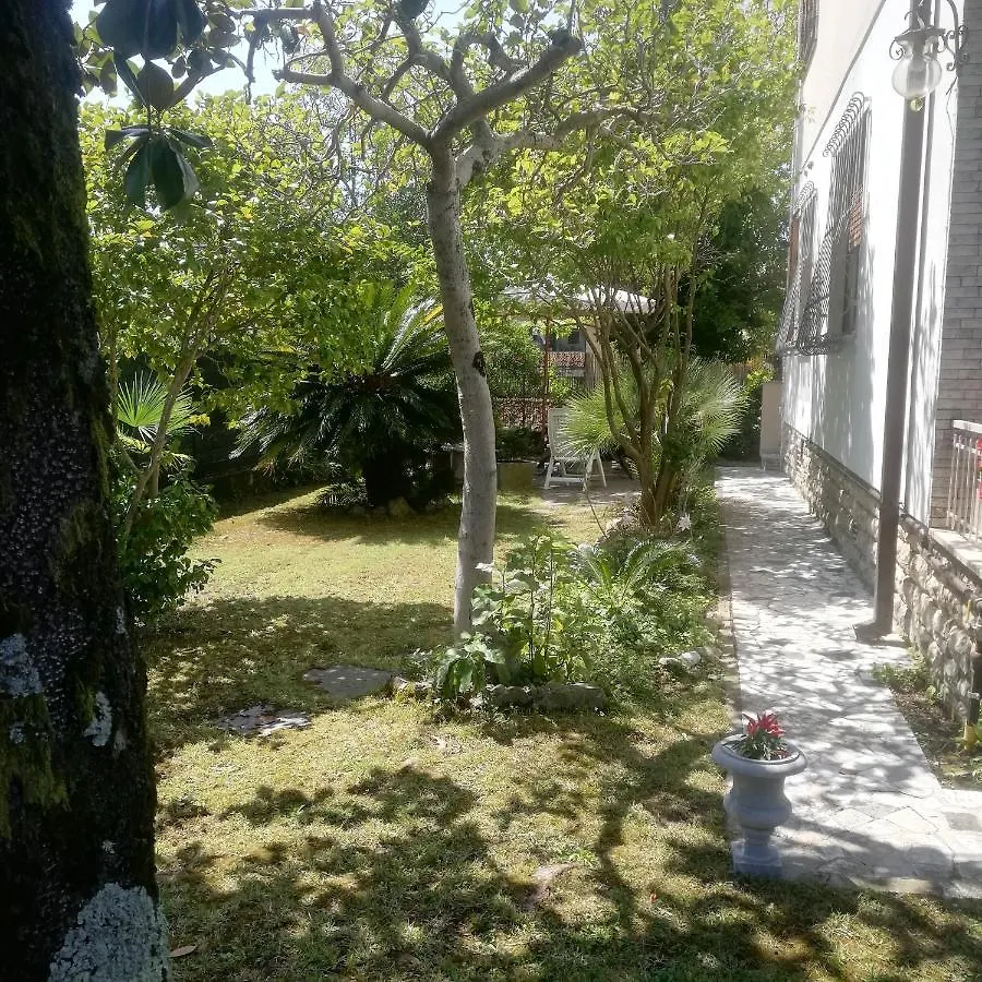Semesterbostad Magnolia Villa Pietrasanta